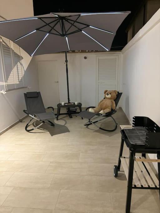 Teddy'S Home Luminoso Accogliente E Moderno Racale Εξωτερικό φωτογραφία