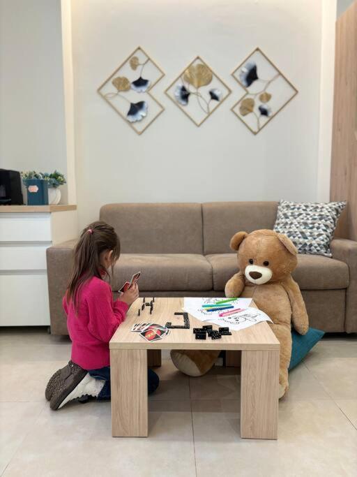 Teddy'S Home Luminoso Accogliente E Moderno Racale Εξωτερικό φωτογραφία