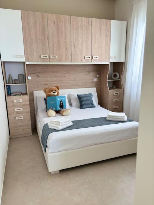 Teddy'S Home Luminoso Accogliente E Moderno Racale Εξωτερικό φωτογραφία